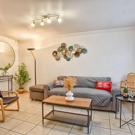 Дом отдыха Maison De Avec 2 Et Cuisine Equipee Au Coeur De Cabourg, Proche - 4 Pers. - Fr-1-788-1