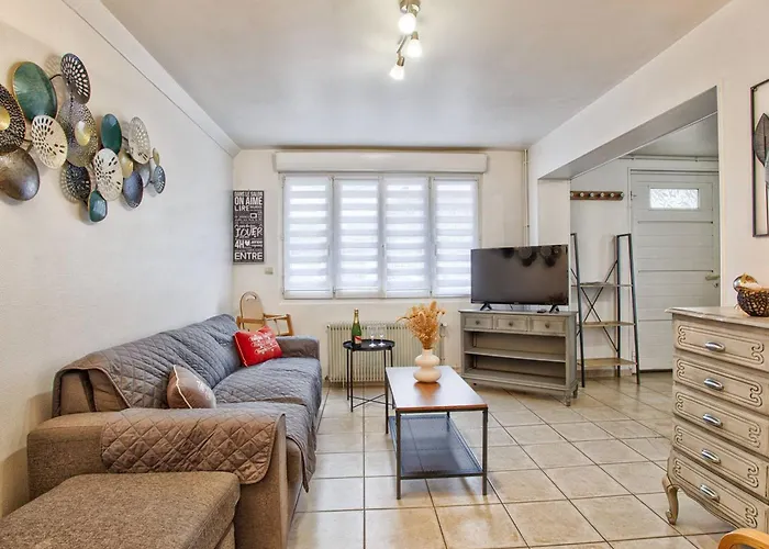 Σπίτι διακοπών Maison De Avec 2 Et Cuisine Equipee Au Coeur De Cabourg, Proche - 4 Pers. - Fr-1-788-1