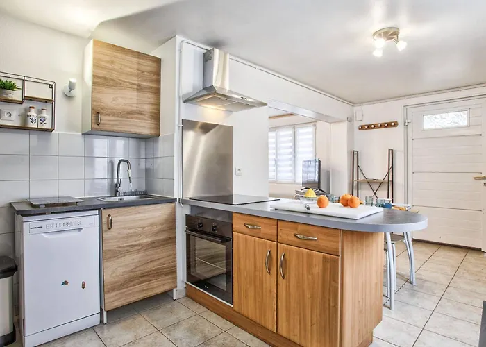 Maison De Avec 2 Et Cuisine Equipee Au Coeur De Cabourg, Proche - 4 Pers. - Fr-1-788-1 Дом отдыха Кабур