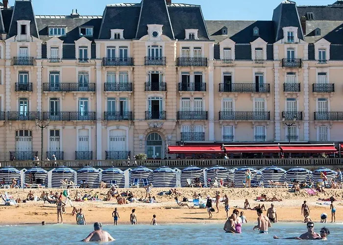 Maison De Avec 2 Et Cuisine Equipee Au Coeur De Cabourg, Proche - 4 Pers. - Fr-1-788-1 Дом отдыха Кабур